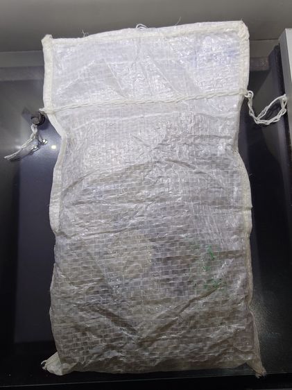 เหรียญยกถุง (100 เหรียญ) เหรียญ 5 บาท หมุนเวียน ปี พ.ศ.2532 ไม่ผ่านใช้ UNC รูปที่ 3