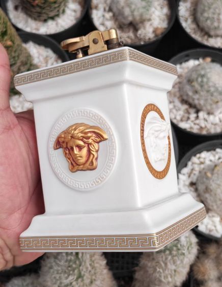 จิวเวอรี่เก่า ไฟแช็ค Versace Rosenth Table Gas Lighter หายากมาก ราคาแบ่งปันครับ