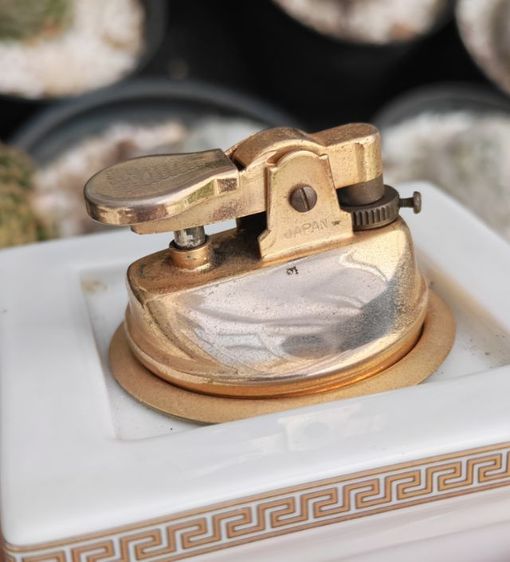 ไฟแช็ค Versace Rosenth Table Gas Lighter หายากมาก ราคาแบ่งปันครับ รูปที่ 6