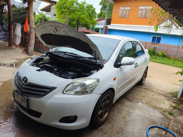 Toyota Vios 2010 1.5 E Sedan เบนซิน ไม่ติดแก๊ส เกียร์อัตโนมัติ ขาว