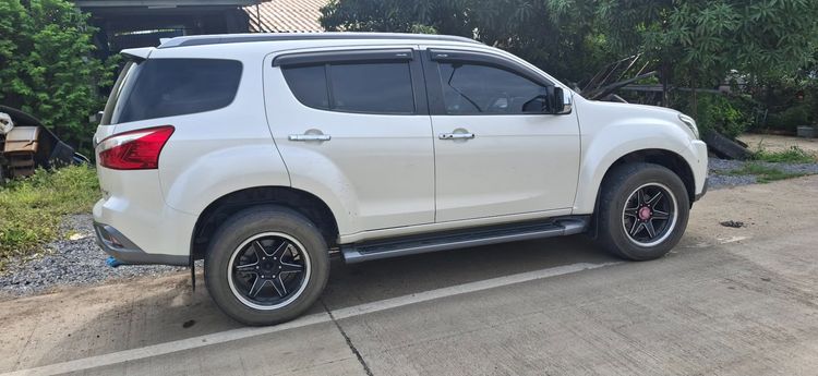 Isuzu MU-X 2017 1.9 Utility-car ดีเซล เกียร์อัตโนมัติ ขาว