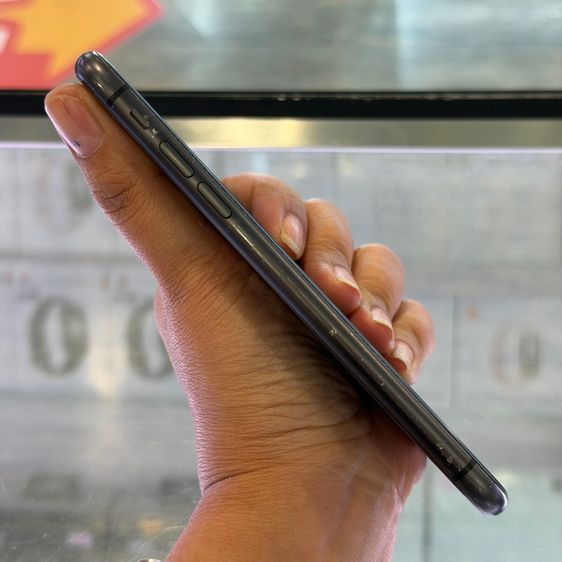 iPhone11 128GB สีดำ เครื่องศูนย์ โมเดลTH 🔥🔥 รูปที่ 3