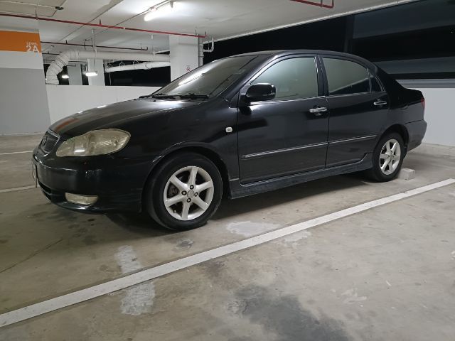 รถ Toyota Altis 1.8 E สี ดำ
