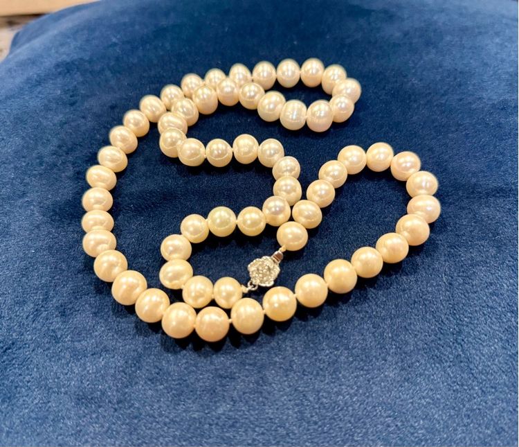 สร้อยไข่มุกแท้ (Genuine Pearl Necklace) รูปที่ 3