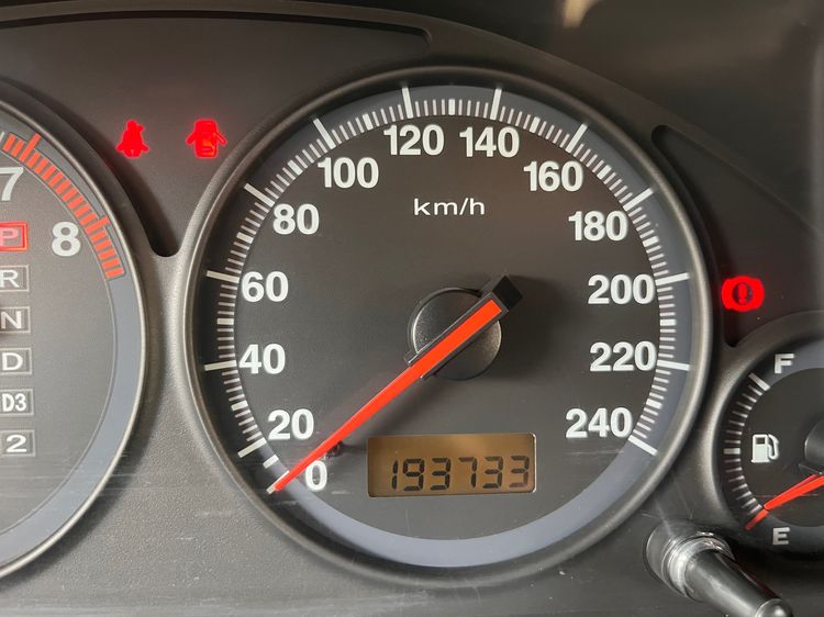Honda Civic 2003 1.7 VTi Sedan เบนซิน ไม่ติดแก๊ส เกียร์อัตโนมัติ เทา รูปที่ 4