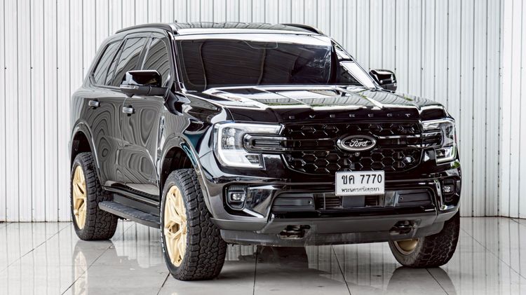 รถ Ford Everest 2.0 Turbo Sport สี ดำ