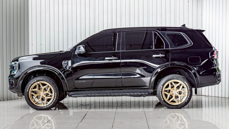 Ford Everest 2023 2.0 Turbo Sport Utility-car ดีเซล ไม่ติดแก๊ส เกียร์อัตโนมัติ ดำ รูปที่ 2