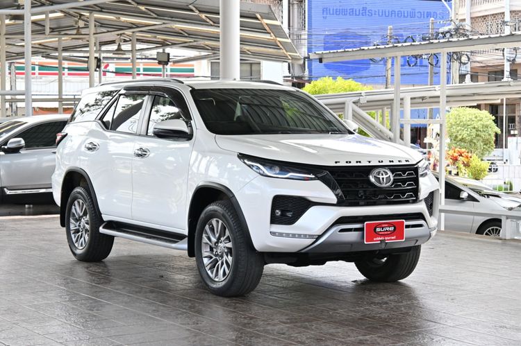Toyota Fortuner 2021 2.4 G Utility-car ดีเซล ไม่ติดแก๊ส เกียร์อัตโนมัติ ขาว รูปที่ 3