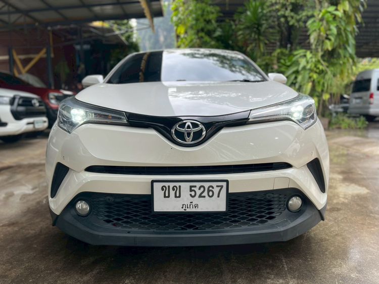 Toyota C-HR 2019 1.8 Mid Utility-car เบนซิน ไม่ติดแก๊ส เกียร์อัตโนมัติ ขาว รูปที่ 2