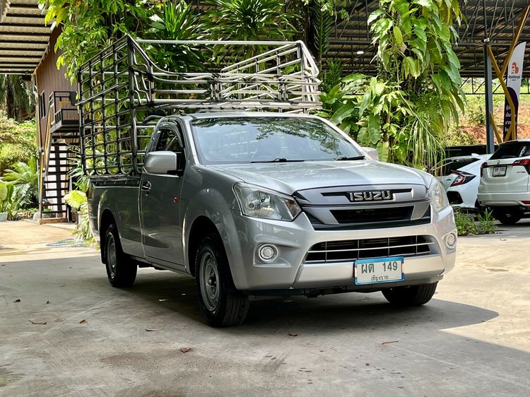 Isuzu D-MAX 2018 3.0 S Pickup ดีเซล ไม่ติดแก๊ส เกียร์ธรรมดา บรอนซ์เงิน รูปที่ 3