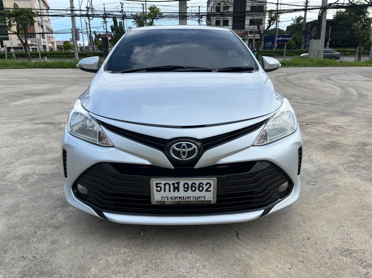 Toyota Vios 2017 1.5 E Sedan เบนซิน ไม่ติดแก๊ส เกียร์อัตโนมัติ บรอนซ์เงิน รูปที่ 2