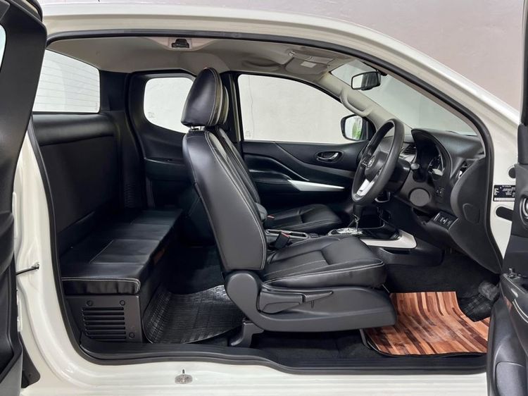Nissan Navara 2021 2.3 Calibre E Pickup ดีเซล ไม่ติดแก๊ส เกียร์อัตโนมัติ ขาว รูปที่ 4