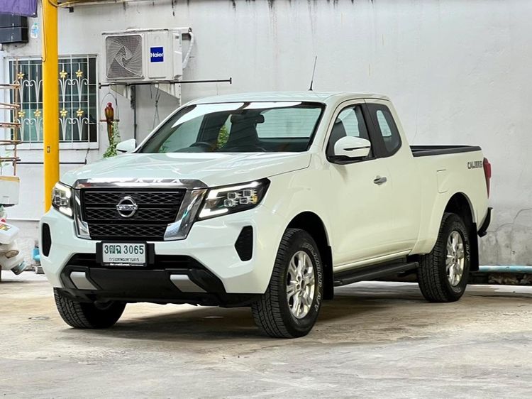 Nissan Navara 2021 2.3 Calibre E Pickup ดีเซล ไม่ติดแก๊ส เกียร์อัตโนมัติ ขาว รูปที่ 2