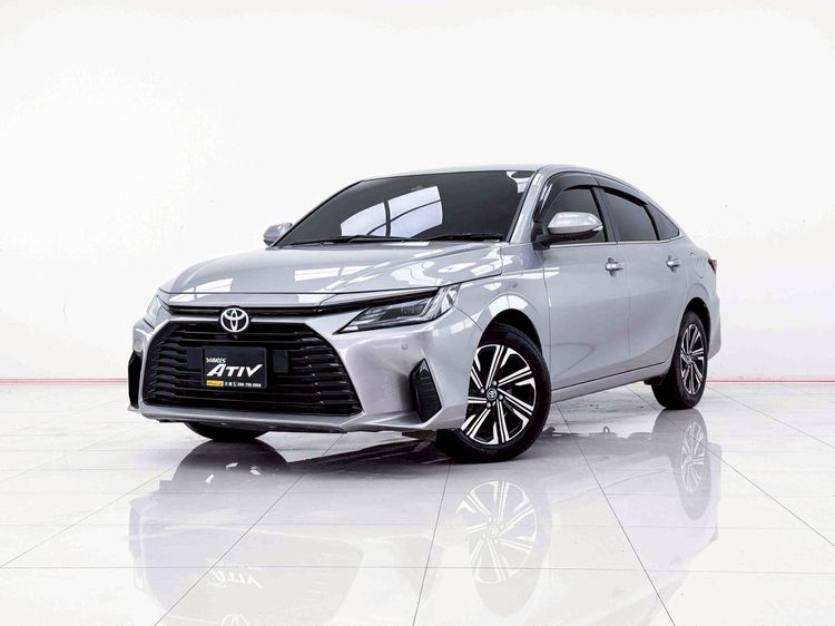 รถ Toyota Yaris ATIV 1.2 Premium สี เทา