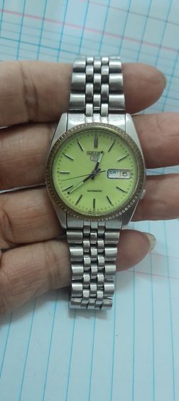 นาฬิกาSeikoชาย มีพรายน้ำ เครื่องดีเดินปกติ