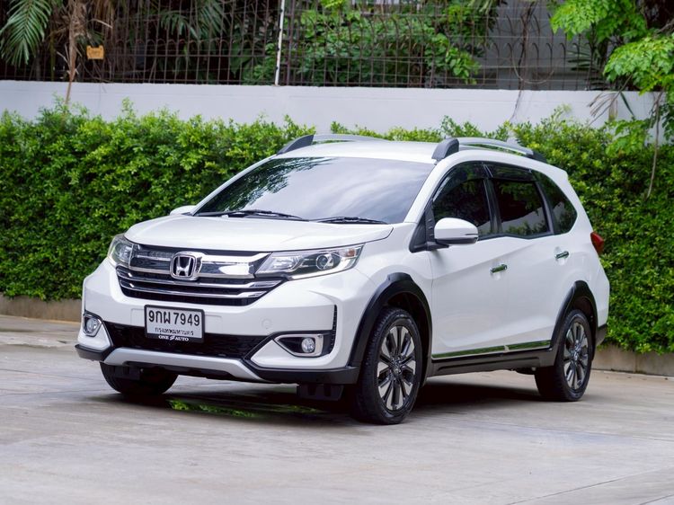 Honda BR-V 2020 1.5 SV Utility-car เบนซิน ไม่ติดแก๊ส เกียร์อัตโนมัติ ขาว รูปที่ 3