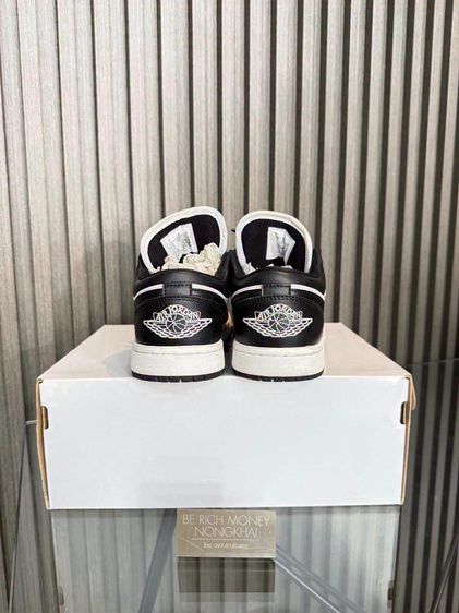 Nike รองเท้าผ้าใบ หนังแท้ UK 5.5 | EU 38 2/3 | US 7 ดำ Air Jordan 1 Low