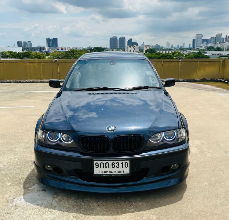 รถ BMW Series 3 323i สี น้ำเงิน