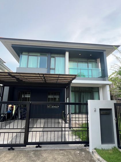 Sansiri ตกแต่งครบ 2020 曼谷高端独栋别墅出租 (Setthasiri Krungthep Kreetha) 全新别墅，家具齊全，拎包入住！  What app +66819065860