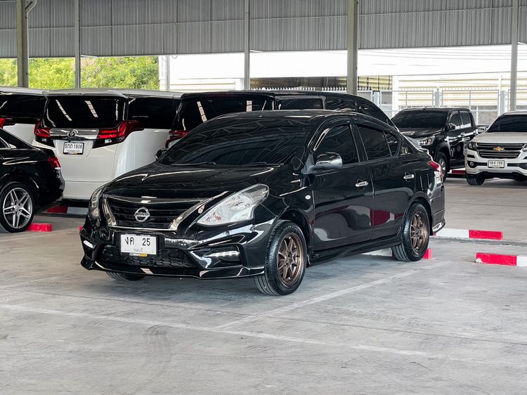 รถ Nissan Almera 1.2 E Sportech สี ดำ