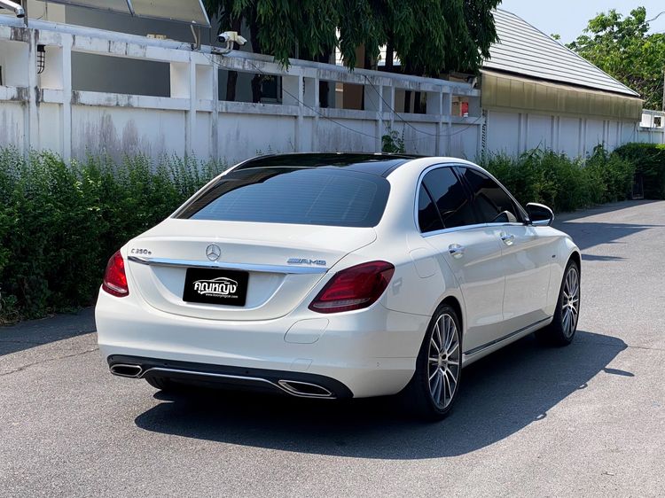 Mercedes-Benz C-Class 2017 C350 Sedan ปลั๊กอินไฮบริด (PHEV) ไม่ติดแก๊ส เกียร์อัตโนมัติ ขาว รูปที่ 2