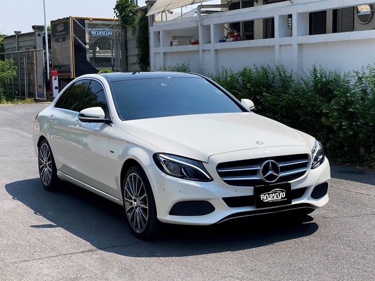 Mercedes-Benz C-Class 2017 C350 Sedan ปลั๊กอินไฮบริด (PHEV) ไม่ติดแก๊ส เกียร์อัตโนมัติ ขาว รูปที่ 3
