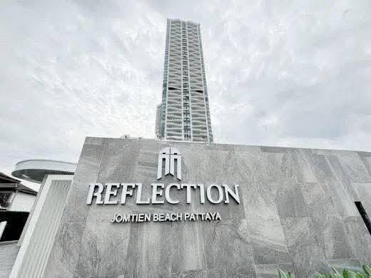 Reflection​ Jomtien​ Pattaya