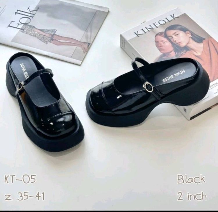 UK 2.5 | EU 35 | US 4.5 ดำ ส่งฟรี รองเท้าส้นสูง ไซส์ 35
