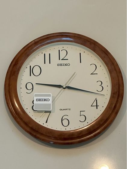 นาฬิกาติดฝาพนัง SEIKO