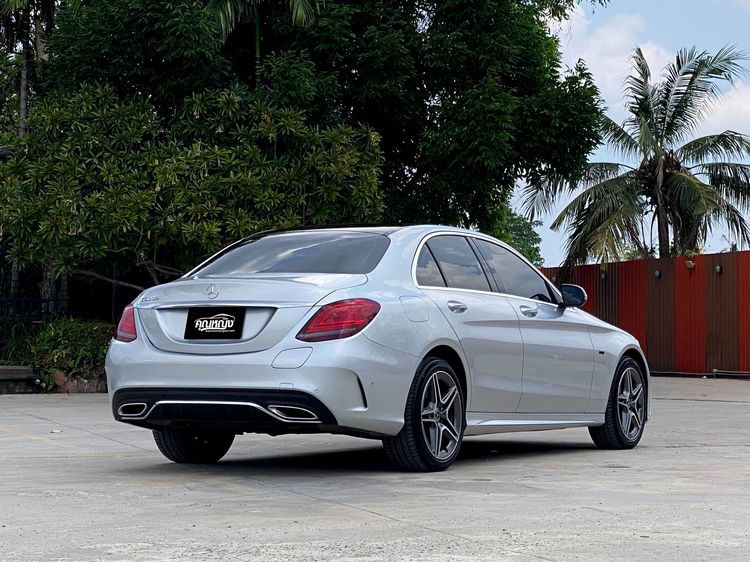 Mercedes-Benz C-Class 2019 C300 Sedan ปลั๊กอินไฮบริด (PHEV) ไม่ติดแก๊ส เกียร์อัตโนมัติ บรอนซ์เงิน รูปที่ 2