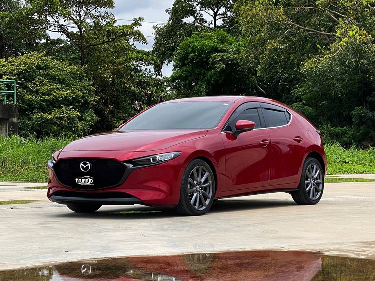 รถ Mazda Mazda3 2.0 S Sports สี แดง