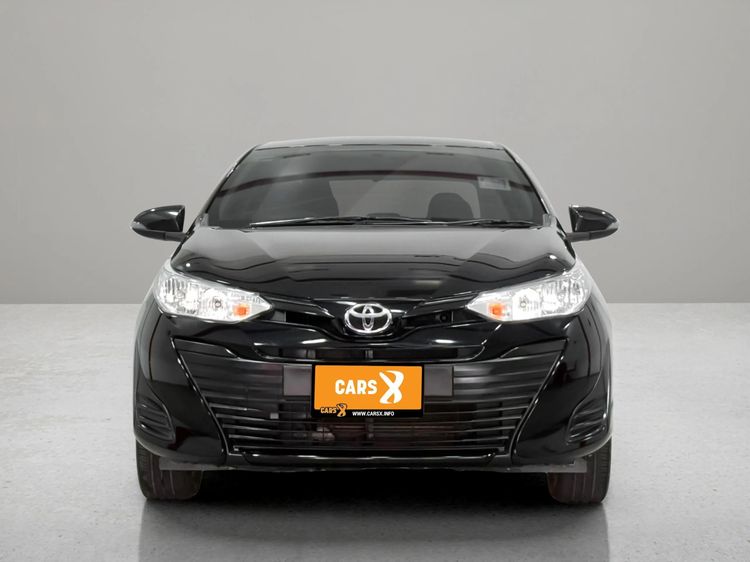 Toyota Yaris ATIV 2017 1.2 E Sedan เบนซิน ไม่ติดแก๊ส เกียร์อัตโนมัติ ดำ รูปที่ 2
