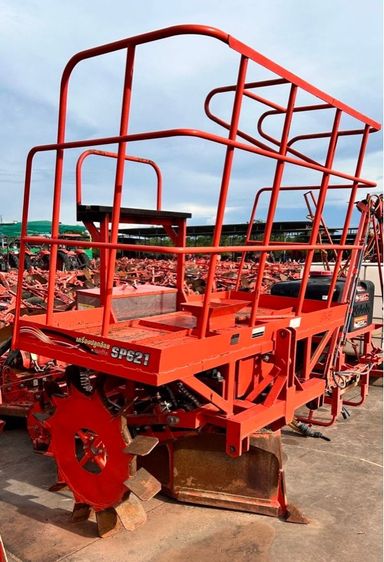 เครื่องปลูกอ้อยSP420 CP100F มือสอง ทุ่นแรง ปลูกลึก งอกดี ให้ผลผลิตสูง ขายราคา  50000  บาท   สนใจเข้ามาเลือกดูผานที่ร้านได้จ้าา รูปที่ 13