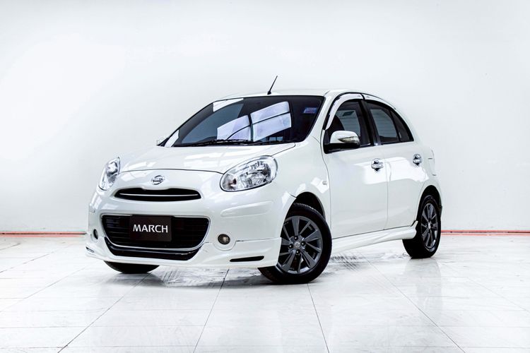 รถ Nissan March 1.2 VL สี ขาว