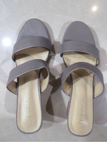 รองเท้าส้นสูง2นิ้ว Size41 ยี่ห้อRainbou ของใหม่