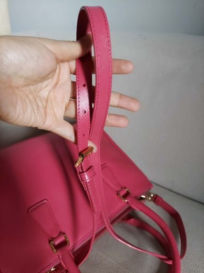 กระเป๋า Prada สีชมพู รูปที่ 14