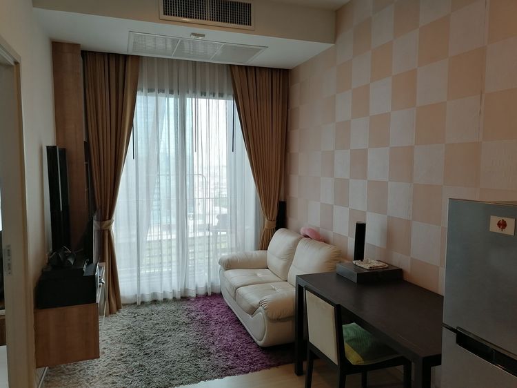 อื่นๆ ไม่อนุญาต ตกแต่งครบ 2015 For Rent  The Capital Ekamai  Thonglor 🔹 1 Bedroom 🔹 1 Bathroom 🔹 1 Living Room 🔹 1 Kitchen 🔹 Size 32 SQ.M. รูปที่ 2