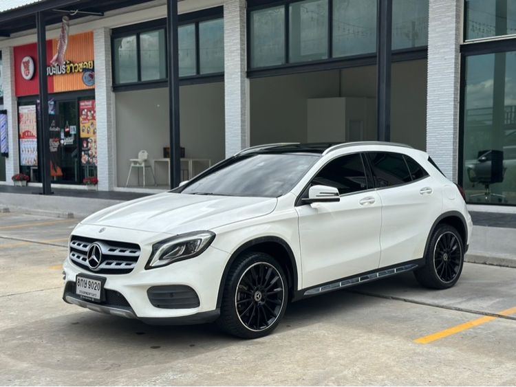 Mercedes-Benz GLA-Class 2018 GLA250 Utility-car เบนซิน ไม่ติดแก๊ส เกียร์อัตโนมัติ ขาว รูปที่ 3