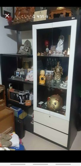 ตู้โชว์ 3 ชั้นพร้อมลิ้นชัก 2 และด้านข้างเปิด 4 ชั้นมีไฟดรีม