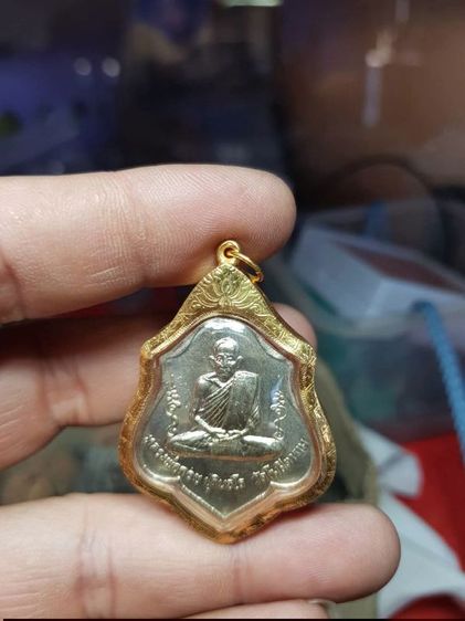 เหรียญหลวงพ่อกวยวัดโฆสิตารามปี 2521 ด้านหลังหนุมาน