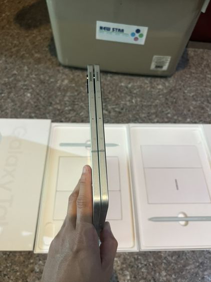 ขายSamsungTabS9FEPlusสีMint128กิ๊กยกกล่องอุปกรยังไม่แกะติดกันรอยไว้ทั้งเครื่องใช้งานดีทุกๆฟังชั่นถูกๆ รูปที่ 3