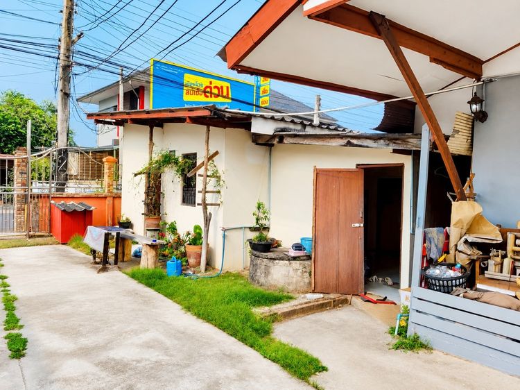 มีบางส่วน ขายบ้านพร้อมที่ดิน อ.เชียงคำ พะเยา พื้นที่กว้าง พร้อมโกดัง บนพื้นที่ 278 ตร.วา เหมาะทำธุรกิจ  อาคารพาณิชย์ รูปที่ 4