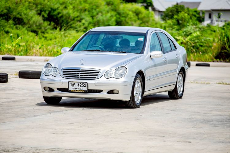 รถ Mercedes-Benz C-Class C180 สี เทา