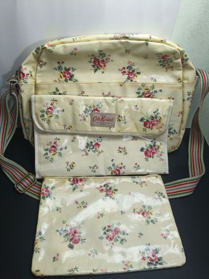 กระเป๋าสะพายข้าง Cath Kidston ลายดอกไม้หวานวินเทจ รุ่น 3-in-1 แยกชิ้นได้ (มือสองสภาพใช้งาน) รูปที่ 12