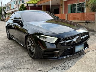 Benz CLS300d AMG เบาะแดง วารันตีเหลือถึงปี2570  เจ้าของขายเอง