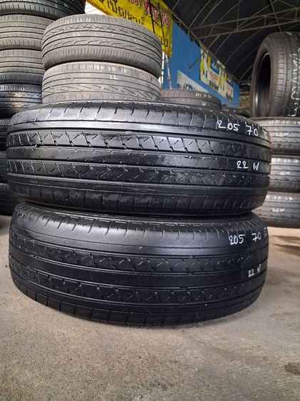 ยางคู่ 205 70 15 ปีสด 22 โยโกฮามา (ปีแท้มีหน้าร้านเชื่อถือได้)