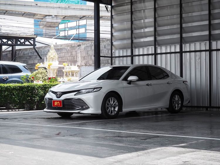 Toyota Camry 2021 2.0 G Sedan เบนซิน ไม่ติดแก๊ส เกียร์อัตโนมัติ ขาว