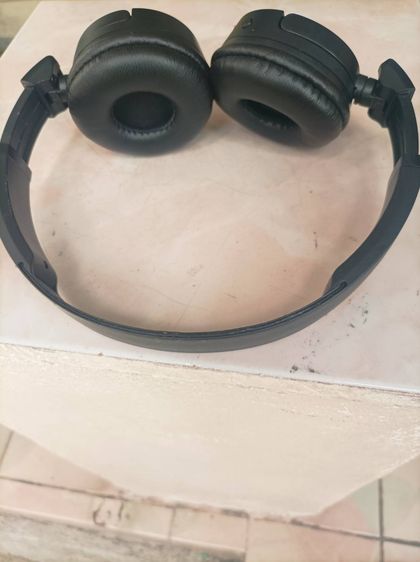 หูฟังบลูทูส JBL ใช้งานได้ดี แบตใช้ได้ เสียงดีคมชัด ขาย 390 บาท มีอะแดบเตอร์และสายชารทให้ รูปที่ 3
