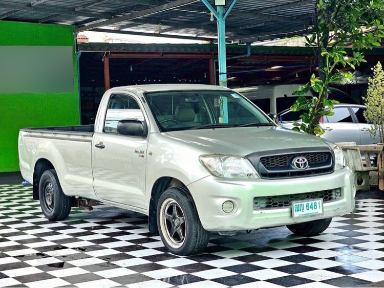 รถ Toyota Hilux Vigo 2.5 J สี บรอนซ์ทอง
