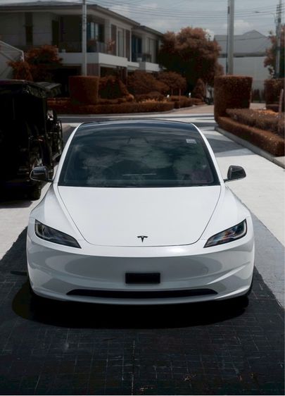 Tesla Model-3 2024 Long Range 4WD Sedan ไฟฟ้า ไม่ติดแก๊ส เกียร์อัตโนมัติ ขาว รูปที่ 2